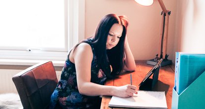 Arden student studying through online distance learning